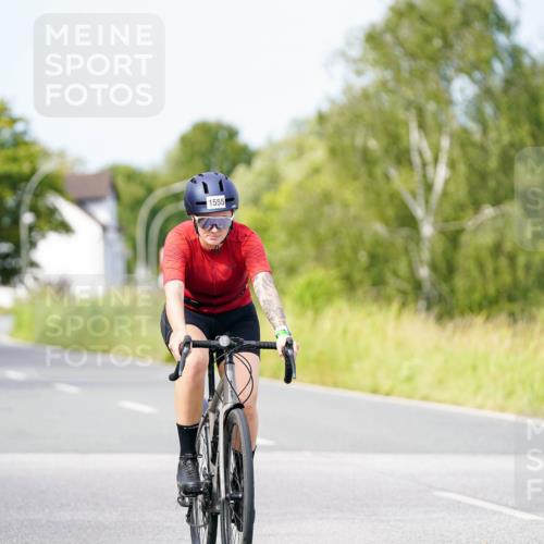 31.08.2025 - Elbe Triathlon Hamburg Michael Burmester http://msf.ph/oto/8684940 31.08.2025 11:31:37 Radfahren 1555 meine-sportfotos.de
