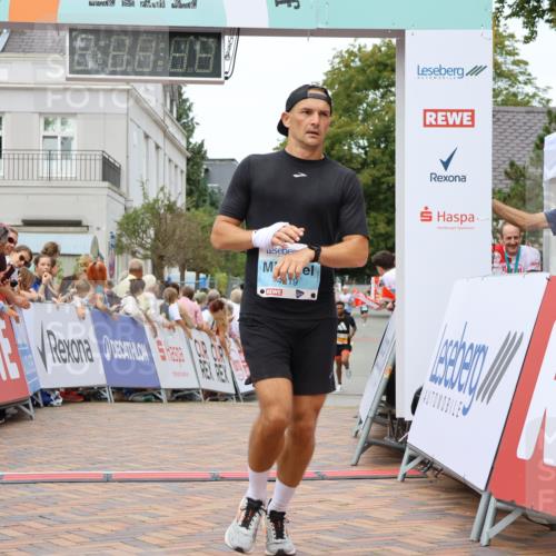 31.08.2025 - 21. Blankeneser Heldenlauf Strokosch-Dieckow http://msf.ph/oto/8684995 31.08.2025 12:01:16 Ziel 5814, 4219 meine-sportfotos.de