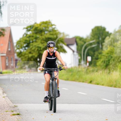 31.08.2025 - Elbe Triathlon Hamburg Michael Burmester http://msf.ph/oto/8685007 31.08.2025 12:20:19 Radfahren 1630 meine-sportfotos.de