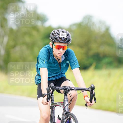 31.08.2025 - Elbe Triathlon Hamburg Michael Burmester http://msf.ph/oto/8685023 31.08.2025 12:21:16 Radfahren 1619 meine-sportfotos.de