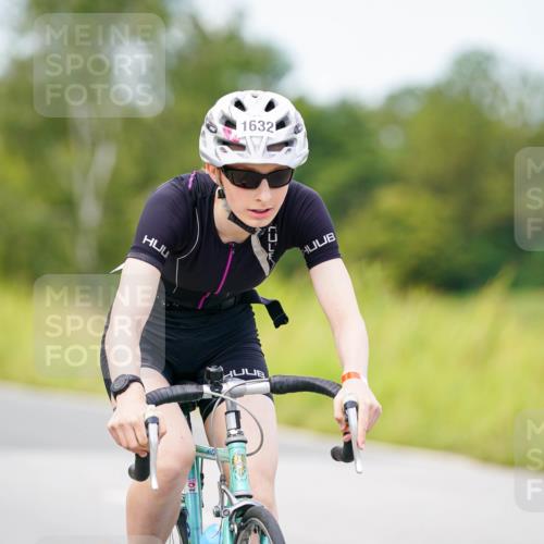 31.08.2025 - Elbe Triathlon Hamburg Michael Burmester http://msf.ph/oto/8685031 31.08.2025 12:21:31 Radfahren 1632 meine-sportfotos.de