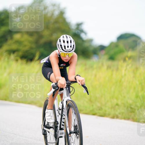31.08.2025 - Elbe Triathlon Hamburg Michael Burmester http://msf.ph/oto/8685037 31.08.2025 12:23:07 Radfahren 1625 meine-sportfotos.de