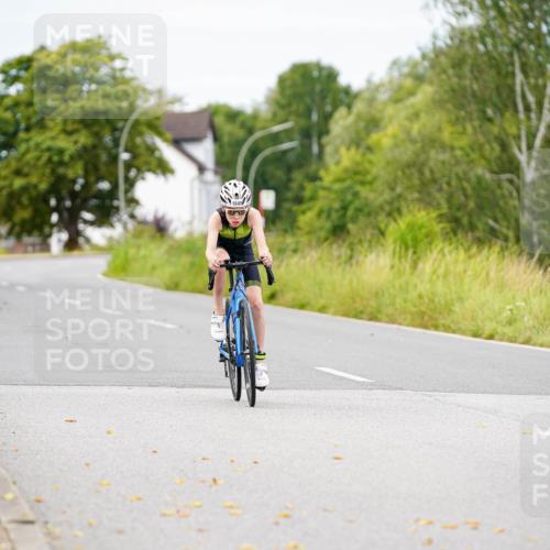 31.08.2025 - Elbe Triathlon Hamburg Michael Burmester http://msf.ph/oto/8685079 31.08.2025 12:32:06 Radfahren 1649 meine-sportfotos.de