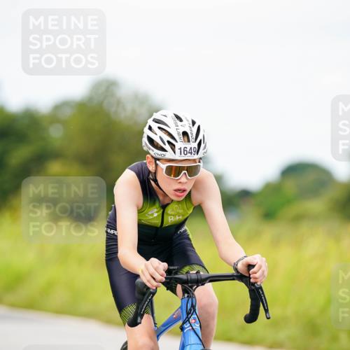 31.08.2025 - Elbe Triathlon Hamburg Michael Burmester http://msf.ph/oto/8685086 31.08.2025 12:32:08 Radfahren 1649 meine-sportfotos.de