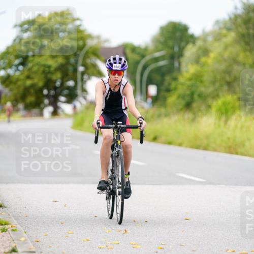 31.08.2025 - Elbe Triathlon Hamburg Michael Burmester http://msf.ph/oto/8685123 31.08.2025 12:33:17 Radfahren 1640 meine-sportfotos.de