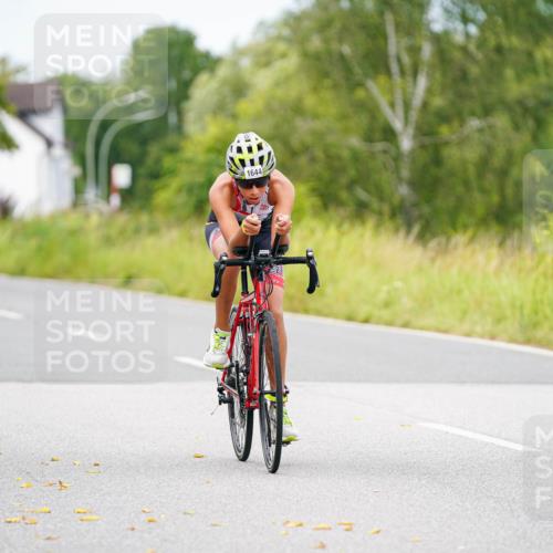 31.08.2025 - Elbe Triathlon Hamburg Michael Burmester http://msf.ph/oto/8685144 31.08.2025 12:33:31 Radfahren 1644, 1651 meine-sportfotos.de