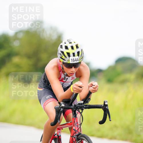 31.08.2025 - Elbe Triathlon Hamburg Michael Burmester http://msf.ph/oto/8685152 31.08.2025 12:33:32 Radfahren 1634, 1644, 1651 meine-sportfotos.de