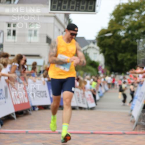 31.08.2025 - 21. Blankeneser Heldenlauf Strokosch-Dieckow http://msf.ph/oto/8685187 31.08.2025 12:01:00 Ziel 4366, 4007 meine-sportfotos.de