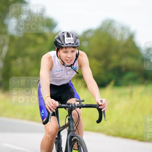 31.08.2025 - Elbe Triathlon Hamburg Michael Burmester http://msf.ph/oto/8685206 31.08.2025 12:35:29 Radfahren 1646, 1653, 1664 meine-sportfotos.de