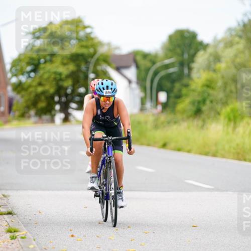 31.08.2025 - Elbe Triathlon Hamburg Michael Burmester http://msf.ph/oto/8685213 31.08.2025 12:35:33 Radfahren 1646, 1664 meine-sportfotos.de