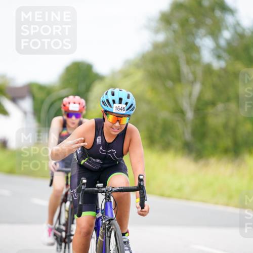 31.08.2025 - Elbe Triathlon Hamburg Michael Burmester http://msf.ph/oto/8685217 31.08.2025 12:35:34 Radfahren 1646, 1664 meine-sportfotos.de