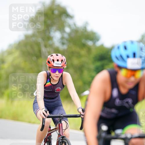 31.08.2025 - Elbe Triathlon Hamburg Michael Burmester http://msf.ph/oto/8685220 31.08.2025 12:35:35 Radfahren 1646, 1664 meine-sportfotos.de