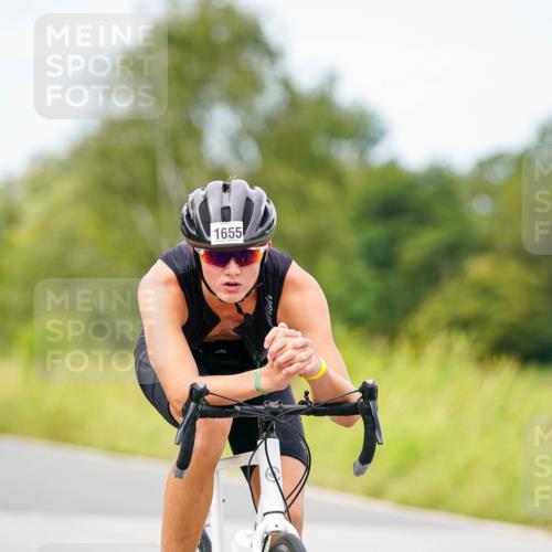 31.08.2025 - Elbe Triathlon Hamburg Michael Burmester http://msf.ph/oto/8685240 31.08.2025 12:36:02 Radfahren 1655 meine-sportfotos.de