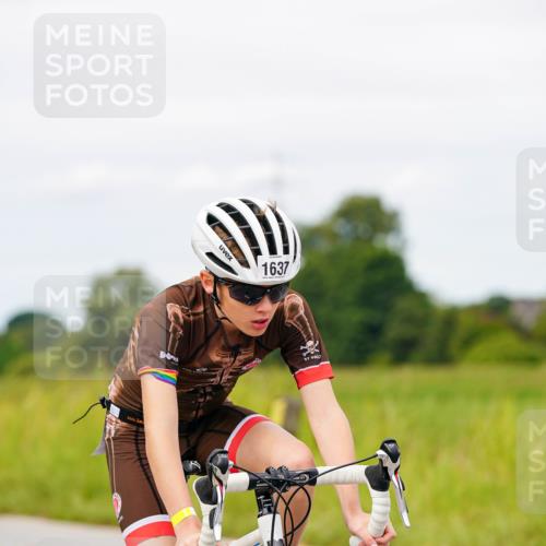 31.08.2025 - Elbe Triathlon Hamburg Michael Burmester http://msf.ph/oto/8685256 31.08.2025 12:36:51 Radfahren 1637, 1659 meine-sportfotos.de