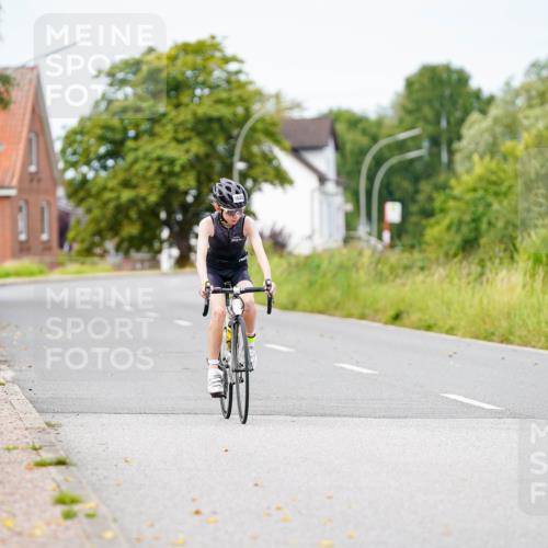 31.08.2025 - Elbe Triathlon Hamburg Michael Burmester http://msf.ph/oto/8685291 31.08.2025 12:38:22 Radfahren 1642 meine-sportfotos.de