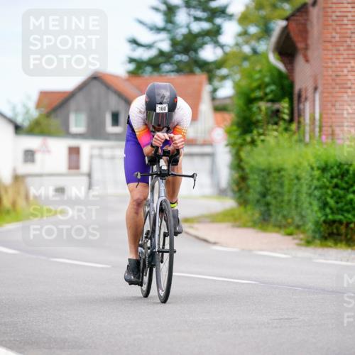 31.08.2025 - Elbe Triathlon Hamburg Michael Burmester http://msf.ph/oto/8685336 31.08.2025 14:07:27 Radfahren  meine-sportfotos.de