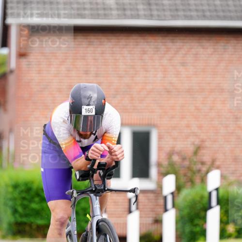 31.08.2025 - Elbe Triathlon Hamburg Michael Burmester http://msf.ph/oto/8685345 31.08.2025 14:07:28 Radfahren  meine-sportfotos.de
