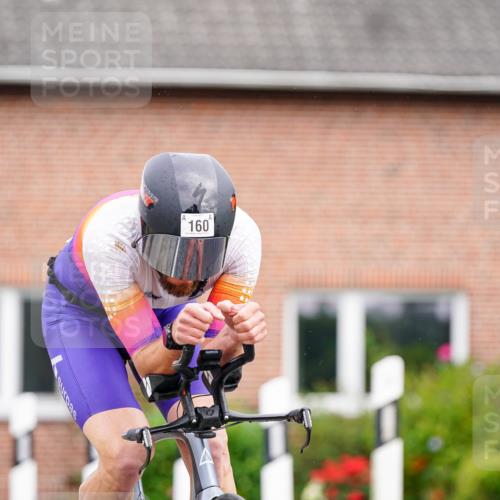31.08.2025 - Elbe Triathlon Hamburg Michael Burmester http://msf.ph/oto/8685348 31.08.2025 14:07:28 Radfahren  meine-sportfotos.de