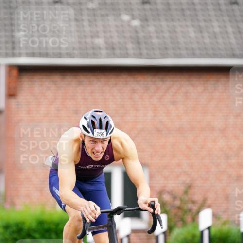 31.08.2025 - Elbe Triathlon Hamburg Michael Burmester http://msf.ph/oto/8685359 31.08.2025 14:07:30 Radfahren  meine-sportfotos.de