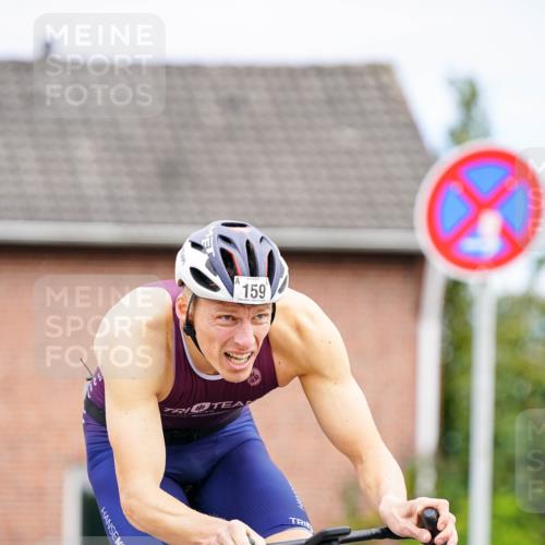 31.08.2025 - Elbe Triathlon Hamburg Michael Burmester http://msf.ph/oto/8685363 31.08.2025 14:07:30 Radfahren  meine-sportfotos.de