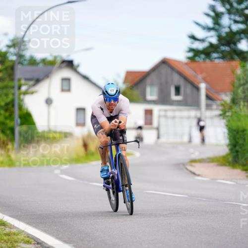 31.08.2025 - Elbe Triathlon Hamburg Michael Burmester http://msf.ph/oto/8685395 31.08.2025 14:08:37 Radfahren 122 meine-sportfotos.de