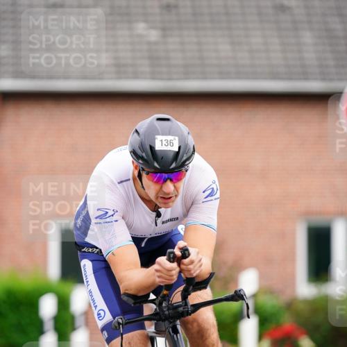 31.08.2025 - Elbe Triathlon Hamburg Michael Burmester http://msf.ph/oto/8685413 31.08.2025 14:09:42 Radfahren 136 meine-sportfotos.de