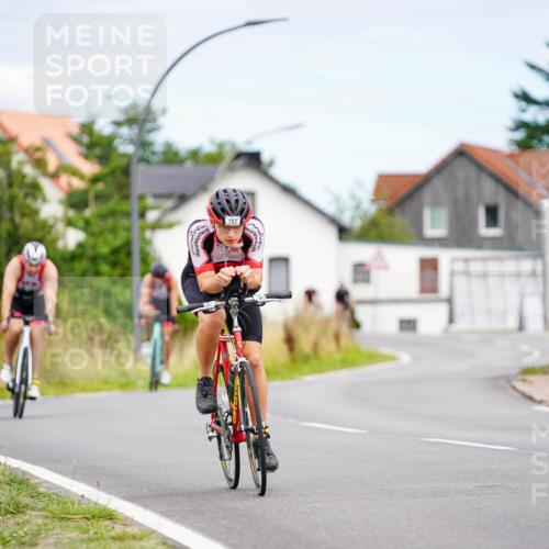 31.08.2025 - Elbe Triathlon Hamburg Michael Burmester http://msf.ph/oto/8685426 31.08.2025 14:10:15 Radfahren 127, 139, 162 meine-sportfotos.de