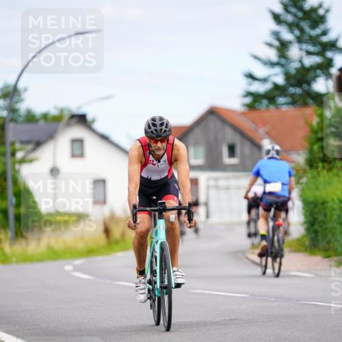 31.08.2025 - Elbe Triathlon Hamburg Michael Burmester http://msf.ph/oto/8685443 31.08.2025 14:10:18 Radfahren 127, 139, 162 meine-sportfotos.de