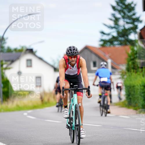 31.08.2025 - Elbe Triathlon Hamburg Michael Burmester http://msf.ph/oto/8685446 31.08.2025 14:10:19 Radfahren 127, 139, 145, 162 meine-sportfotos.de
