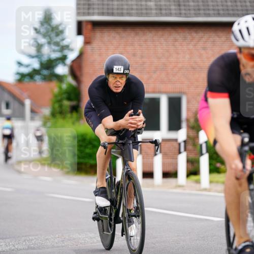 31.08.2025 - Elbe Triathlon Hamburg Michael Burmester http://msf.ph/oto/8685470 31.08.2025 14:10:27 Radfahren 121, 143, 145 meine-sportfotos.de