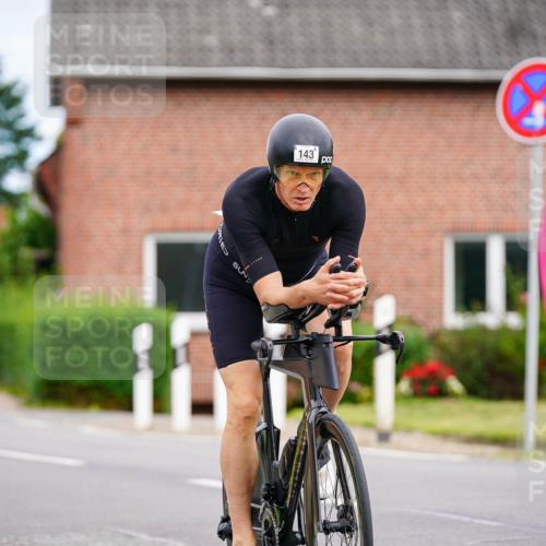 31.08.2025 - Elbe Triathlon Hamburg Michael Burmester http://msf.ph/oto/8685474 31.08.2025 14:10:27 Radfahren 121, 143, 145 meine-sportfotos.de