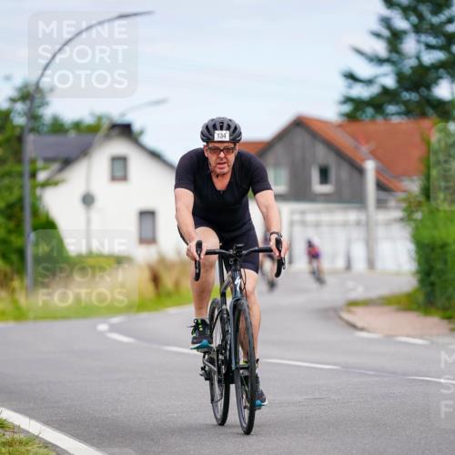 31.08.2025 - Elbe Triathlon Hamburg Michael Burmester http://msf.ph/oto/8685493 31.08.2025 14:10:42 Radfahren 134, 160 meine-sportfotos.de