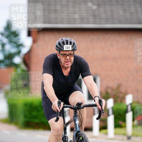 31.08.2025 - Elbe Triathlon Hamburg Michael Burmester http://msf.ph/oto/8685500 31.08.2025 14:10:43 Radfahren 134, 160 meine-sportfotos.de