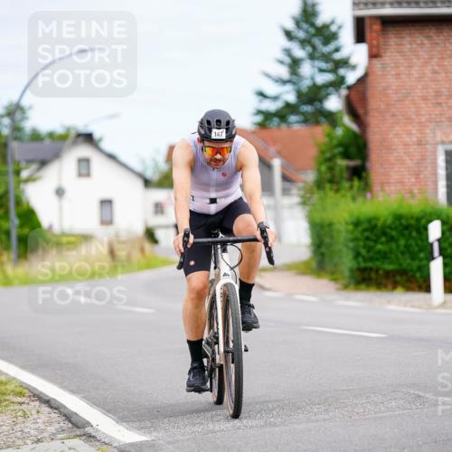 31.08.2025 - Elbe Triathlon Hamburg Michael Burmester http://msf.ph/oto/8685525 31.08.2025 14:10:52 Radfahren 132, 147, 160 meine-sportfotos.de