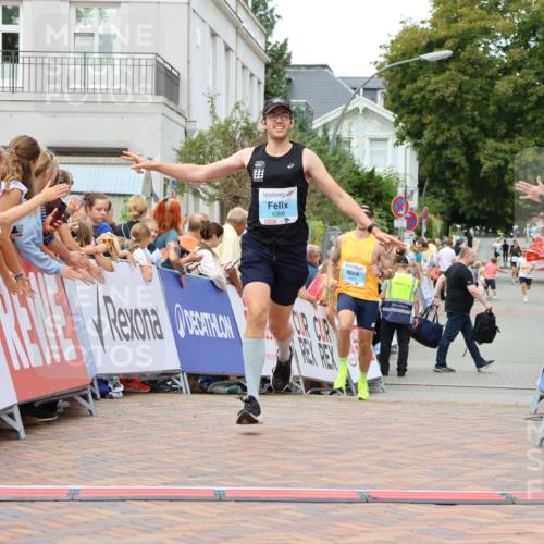 31.08.2025 - 21. Blankeneser Heldenlauf Strokosch-Dieckow http://msf.ph/oto/8685529 31.08.2025 12:00:57 Ziel 4366, 4007 meine-sportfotos.de