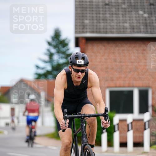 31.08.2025 - Elbe Triathlon Hamburg Michael Burmester http://msf.ph/oto/8685541 31.08.2025 14:10:57 Radfahren 132, 141 meine-sportfotos.de