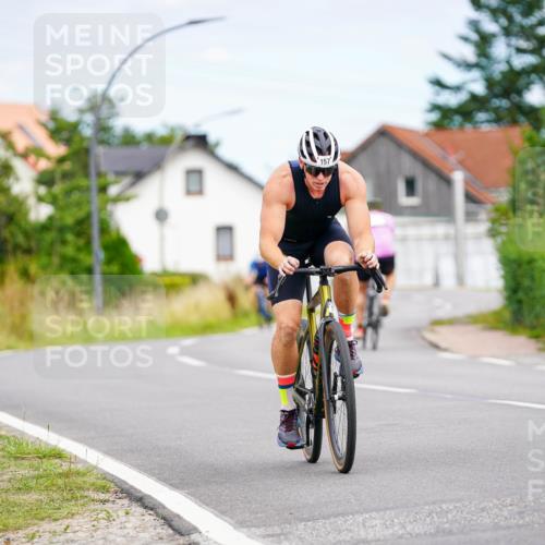 31.08.2025 - Elbe Triathlon Hamburg Michael Burmester http://msf.ph/oto/8685574 31.08.2025 14:11:12 Radfahren 123, 157, 159 meine-sportfotos.de