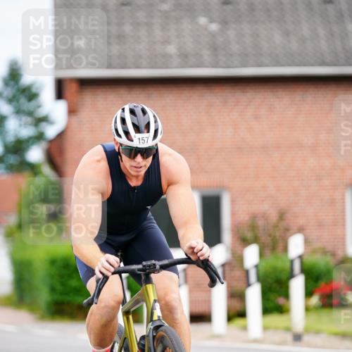 31.08.2025 - Elbe Triathlon Hamburg Michael Burmester http://msf.ph/oto/8685580 31.08.2025 14:11:13 Radfahren 123, 157, 159 meine-sportfotos.de