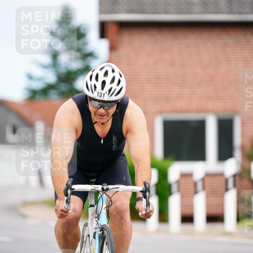 31.08.2025 - Elbe Triathlon Hamburg Michael Burmester http://msf.ph/oto/8685626 31.08.2025 14:11:38 Radfahren 131 meine-sportfotos.de