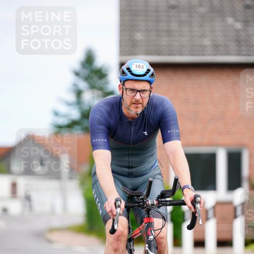 31.08.2025 - Elbe Triathlon Hamburg Michael Burmester http://msf.ph/oto/8685654 31.08.2025 14:11:49 Radfahren 150, 163 meine-sportfotos.de