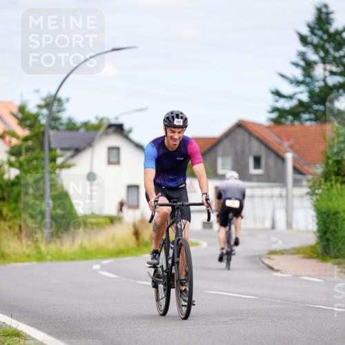 31.08.2025 - Elbe Triathlon Hamburg Michael Burmester http://msf.ph/oto/8685661 31.08.2025 14:11:54 Radfahren 150 meine-sportfotos.de