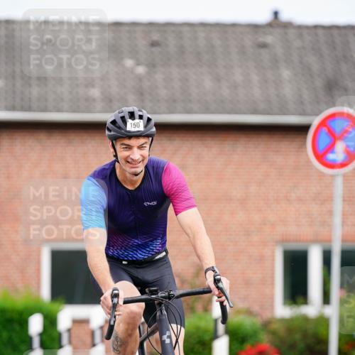 31.08.2025 - Elbe Triathlon Hamburg Michael Burmester http://msf.ph/oto/8685671 31.08.2025 14:11:55 Radfahren 150 meine-sportfotos.de