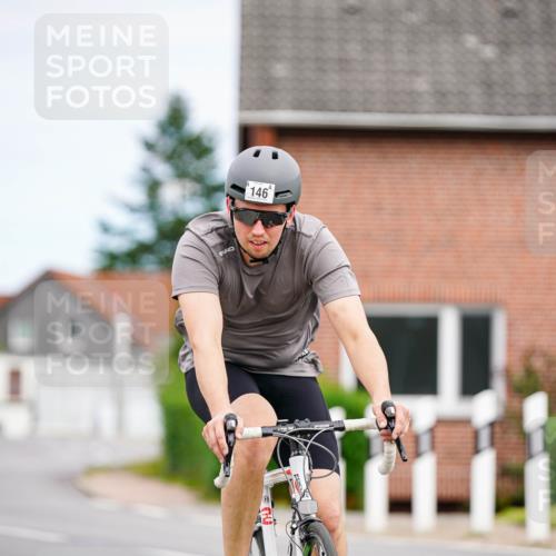 31.08.2025 - Elbe Triathlon Hamburg Michael Burmester http://msf.ph/oto/8685698 31.08.2025 14:12:09 Radfahren 146 meine-sportfotos.de