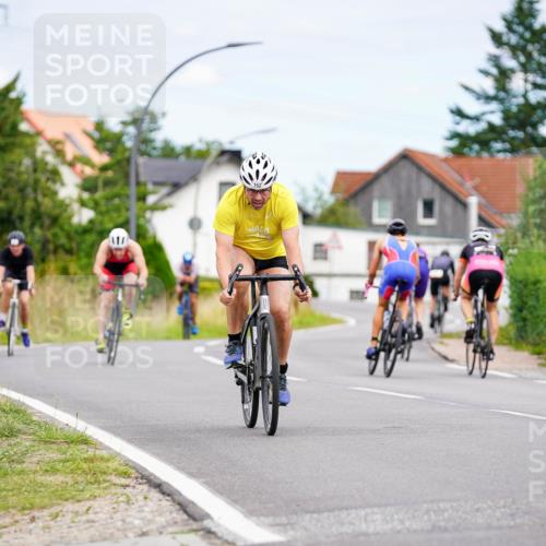 31.08.2025 - Elbe Triathlon Hamburg Michael Burmester http://msf.ph/oto/8685705 31.08.2025 14:12:21 Radfahren 125, 148, 152 meine-sportfotos.de