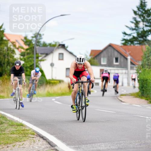 31.08.2025 - Elbe Triathlon Hamburg Michael Burmester http://msf.ph/oto/8685717 31.08.2025 14:12:23 Radfahren 125, 148, 152 meine-sportfotos.de