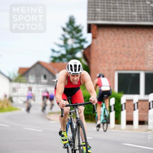 31.08.2025 - Elbe Triathlon Hamburg Michael Burmester http://msf.ph/oto/8685723 31.08.2025 14:12:23 Radfahren 125, 148, 152 meine-sportfotos.de