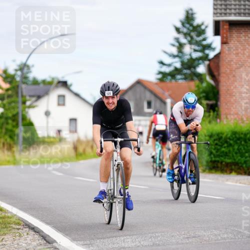 31.08.2025 - Elbe Triathlon Hamburg Michael Burmester http://msf.ph/oto/8685731 31.08.2025 14:12:25 Radfahren 125, 148, 152 meine-sportfotos.de