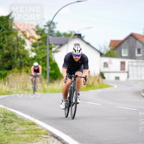 31.08.2025 - Elbe Triathlon Hamburg Michael Burmester http://msf.ph/oto/8685744 31.08.2025 14:12:36 Radfahren 130, 137, 140 meine-sportfotos.de
