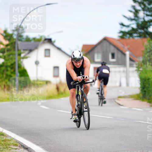 31.08.2025 - Elbe Triathlon Hamburg Michael Burmester http://msf.ph/oto/8685758 31.08.2025 14:12:40 Radfahren 130, 137, 140 meine-sportfotos.de
