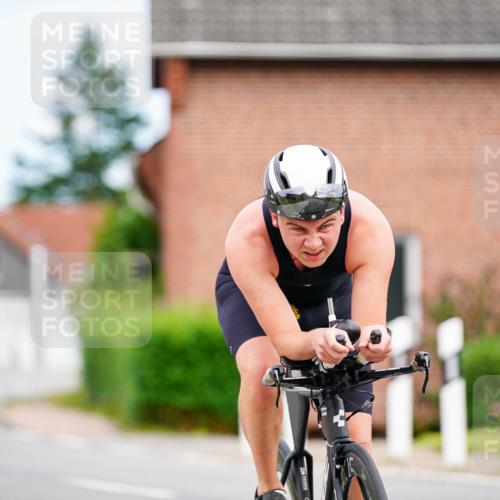 31.08.2025 - Elbe Triathlon Hamburg Michael Burmester http://msf.ph/oto/8685765 31.08.2025 14:12:41 Radfahren 130, 137, 140 meine-sportfotos.de